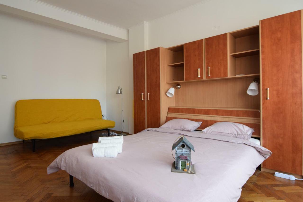 Resedinta Lui Calin - Downtown Park Cismigiu Apartment Bucharest Exterior photo