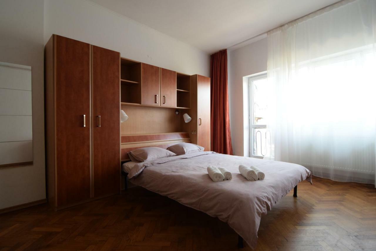 Resedinta Lui Calin - Downtown Park Cismigiu Apartment Bucharest Exterior photo
