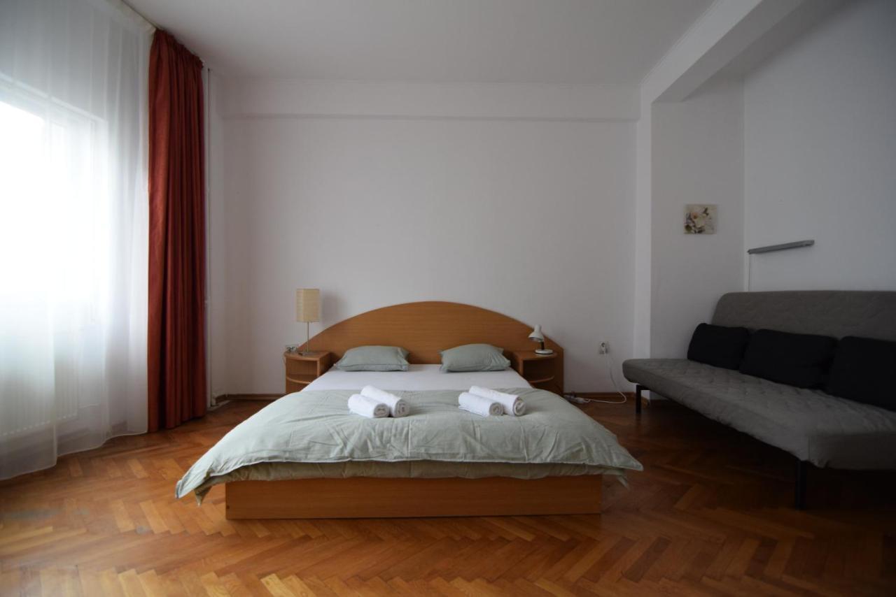 Resedinta Lui Calin - Downtown Park Cismigiu Apartment Bucharest Exterior photo