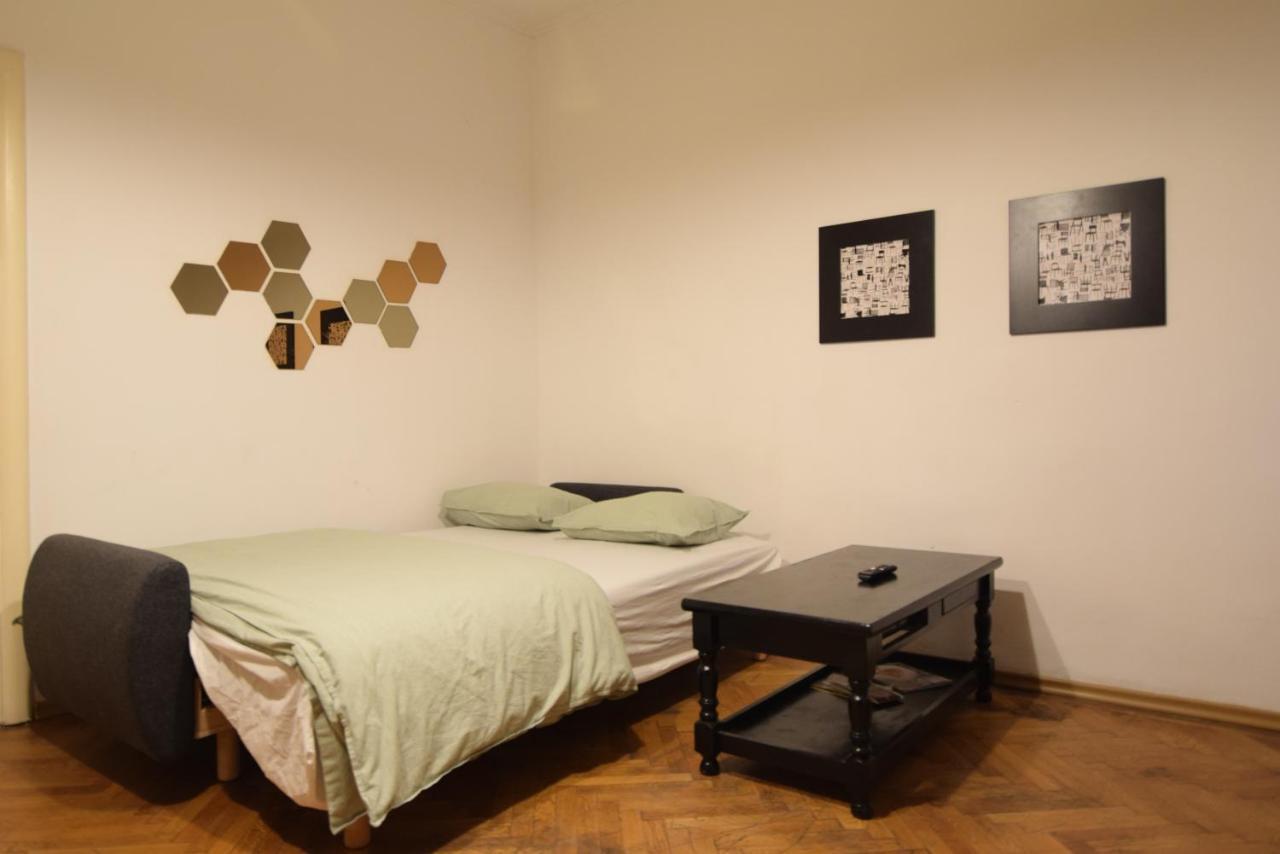 Resedinta Lui Calin - Downtown Park Cismigiu Apartment Bucharest Exterior photo